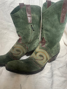 SECONDS - Green Vintage Suede Boots - 40