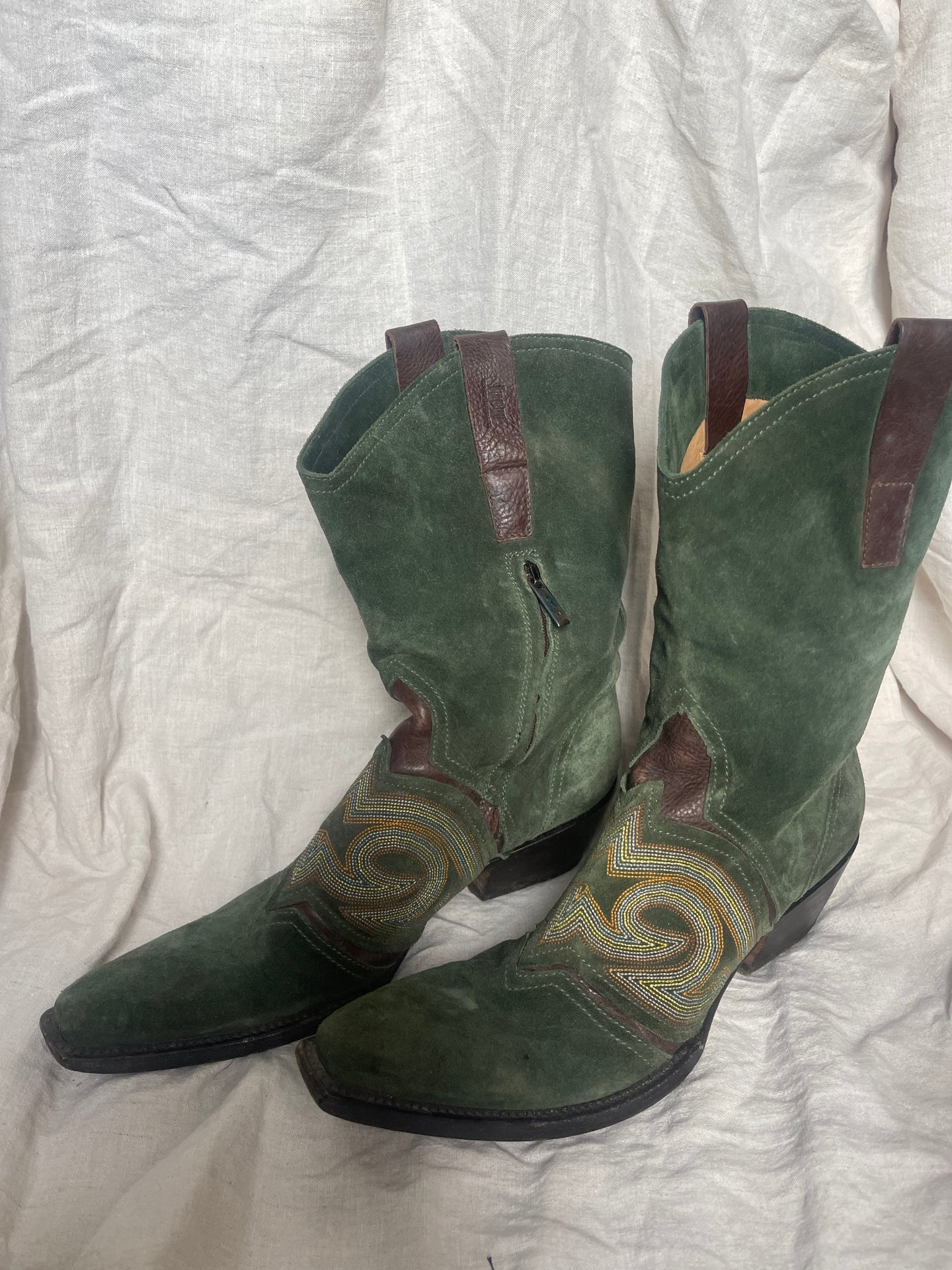 SECONDS - Green Vintage Suede Boots - 40